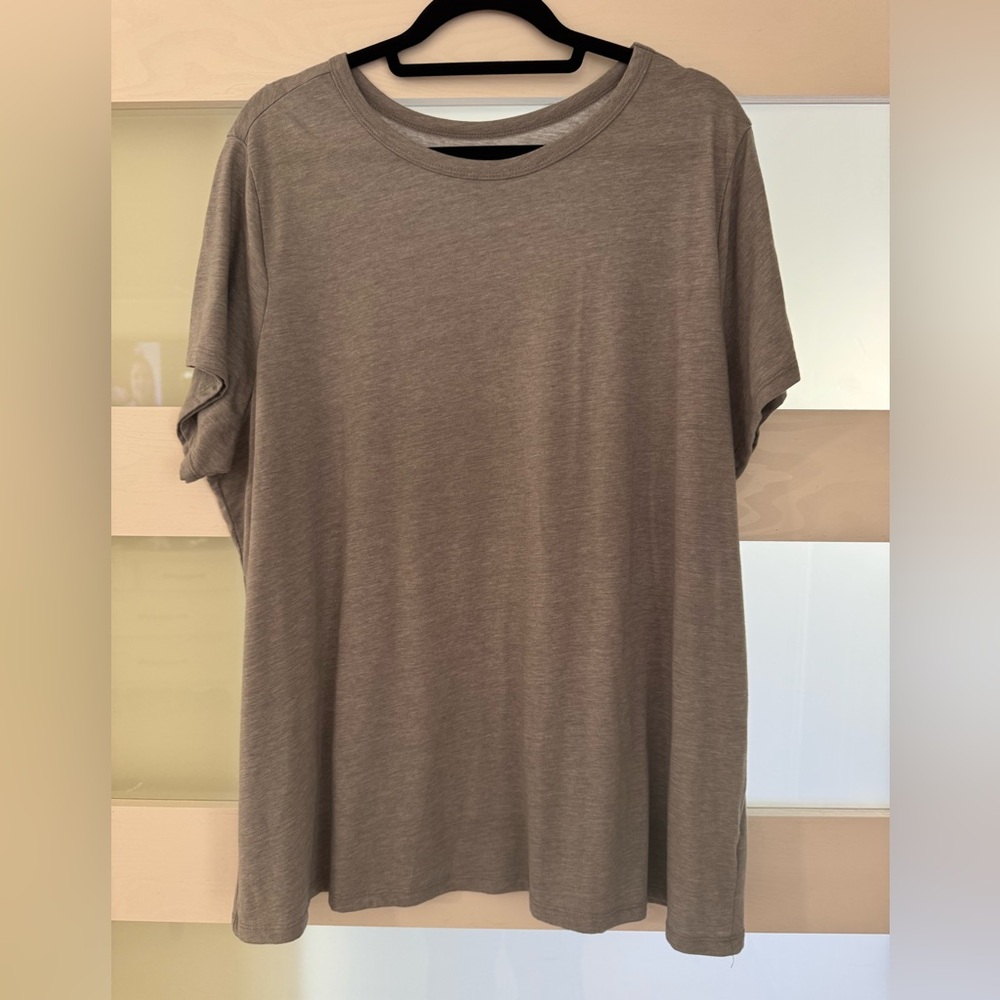 torrid Crew Neck Short Sleeve Top